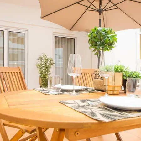 Modern In Center Appartement
